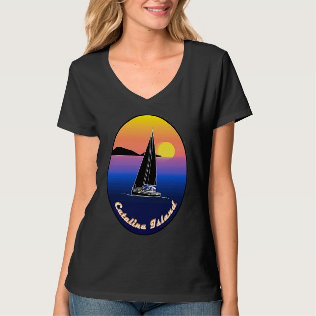 Camiseta Catalina Island Sailing Printed On Front (Frente)