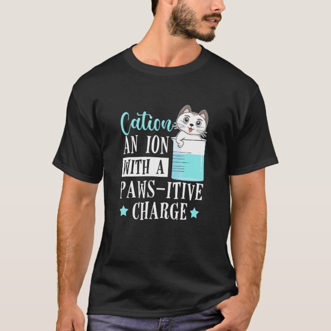 Camiseta Catião E Íon Com Quimis De Gato De Cobrança Itiva  (Frente)