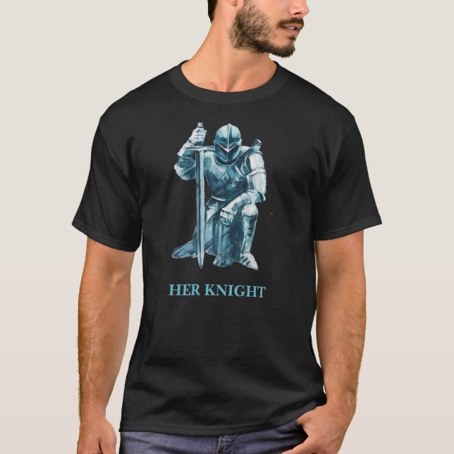 Camiseta *~* Cavaleiro em Armadura e Espada Brilhante (Frente)