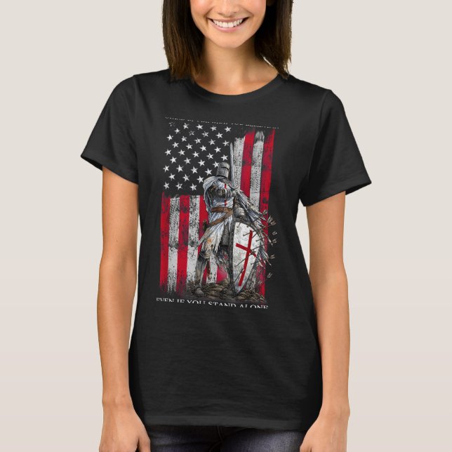 Camiseta Cavaleiro Templário em Pé por Acreditar em Cristão (Frente)