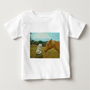 Camiseta Cavalo Amarelo Louro e Coelhinho da Páscoa
