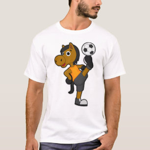 Camiseta Cavalo como jogador de futebol com bola de futebol