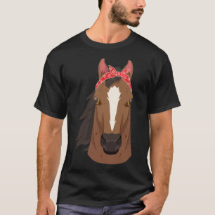 Camiseta Cavalo do trevo Vestindo o cavalo de Bandana