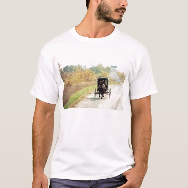 Camiseta Cavalo e carrinho de Amish do outono (Frente)