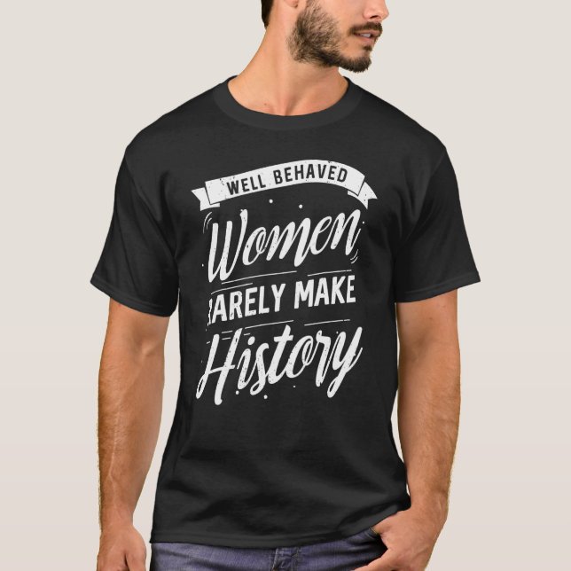 Camiseta Cavalo Raramente Faz História (Frente)