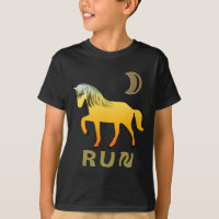 Cavalo selvagem sob a Lua Ouro
