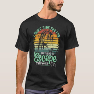 Camiseta Cavalos de Corrida para Fugir deste Mundo