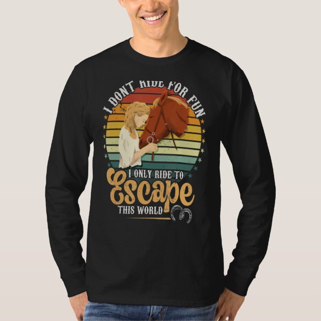 Camiseta Cavalos de Corrida para Fugir deste Mundo (Frente)