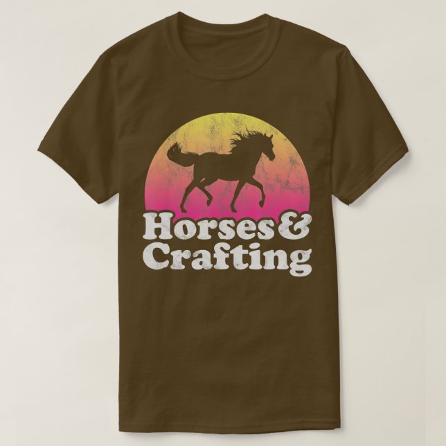 Camiseta Cavalos e Artesanato Mulheres ou Artesanatos de Ca (Frente do Design)