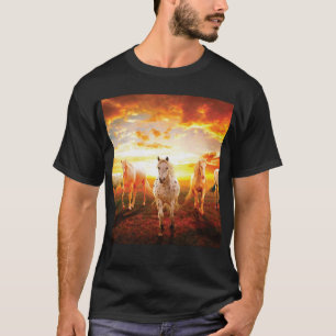 Camiseta Cavalos no travesseiro decorativo do pôr do sol