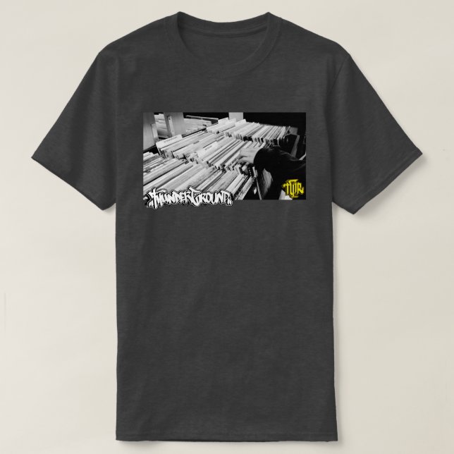 CAMISETA CAVANDO TEE  (Frente do Design)
