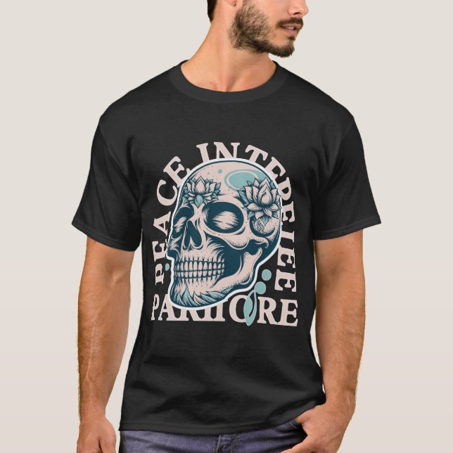 Camiseta Caveira com Motivo de Lótus e Texto (Frente)