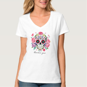 Camiseta Caveira de Açúcar com Arte de Rosas em Aquarela