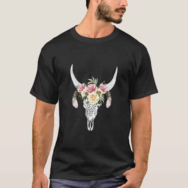 Camiseta Caveira de Vaca Com Penas e Rosas Amarelas e Rosas (Frente)