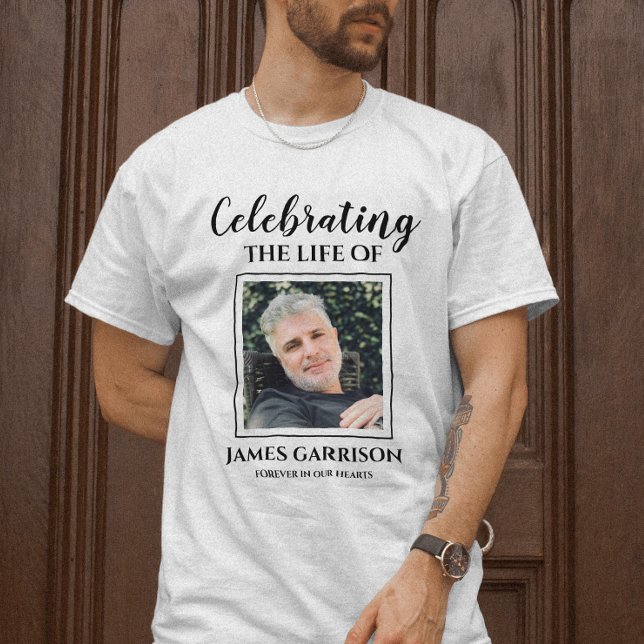 Camiseta Celebração Elegante Da Vida Com Memorial Fotográfi (Criador carregado)