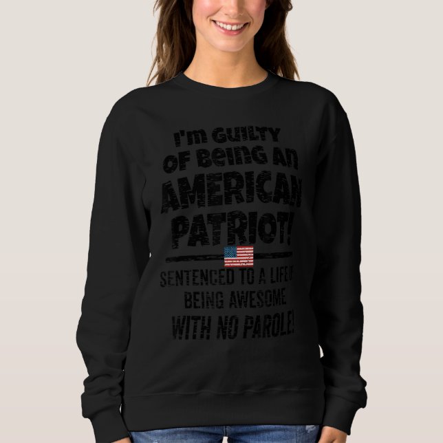 Camiseta Celebrar A Bandeira Americana Culpada De Ser Ameri (Frente)