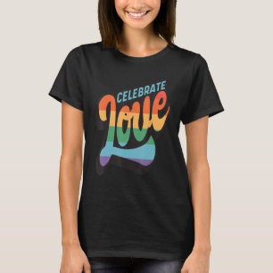 Camiseta Celebrar Amor LGBTQ Gay Sinalizador Gênero Rainbow