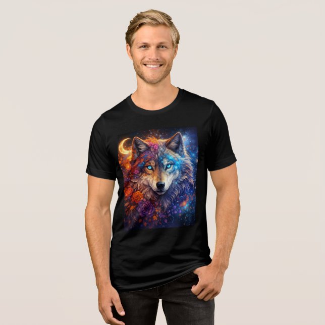 Camiseta Celestial Wolf with Flowers and Crescent Moon (Frente Completa)
