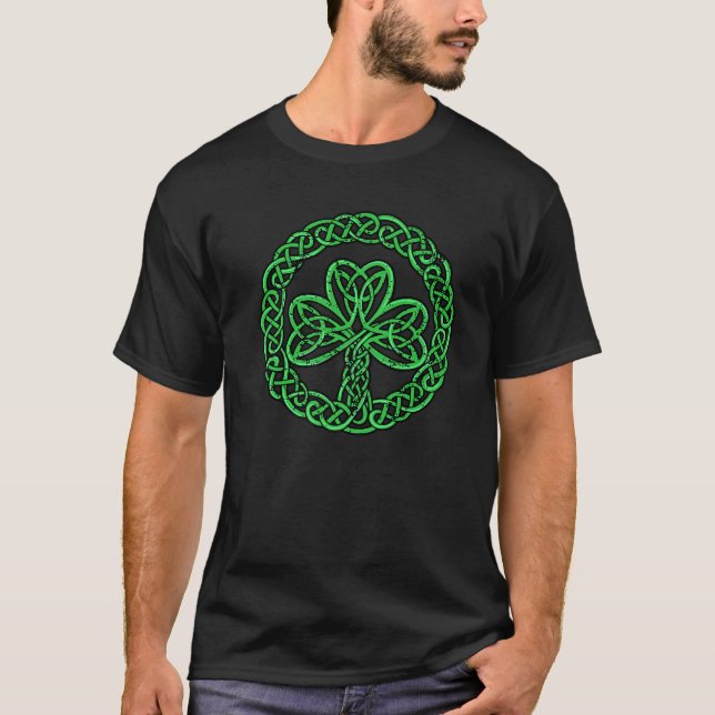 Camiseta Celtic Knot Irish Shamrock 3 Leaf Clover Ruas D (Frente)