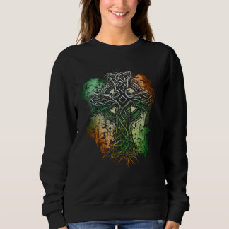 Camiseta Celtic Style Cross With Irish Flag Colors