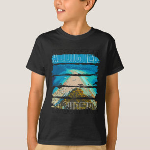 Camiseta Cena de Praia - Viciado em Surfe Homens Mulheres