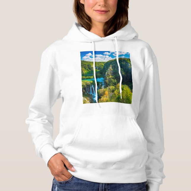 Camiseta Cenário de cachoeira elegante, Croácia (Frente)