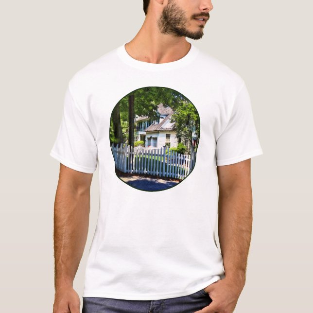 Camiseta Cerca de Piquetes Branca (Frente)