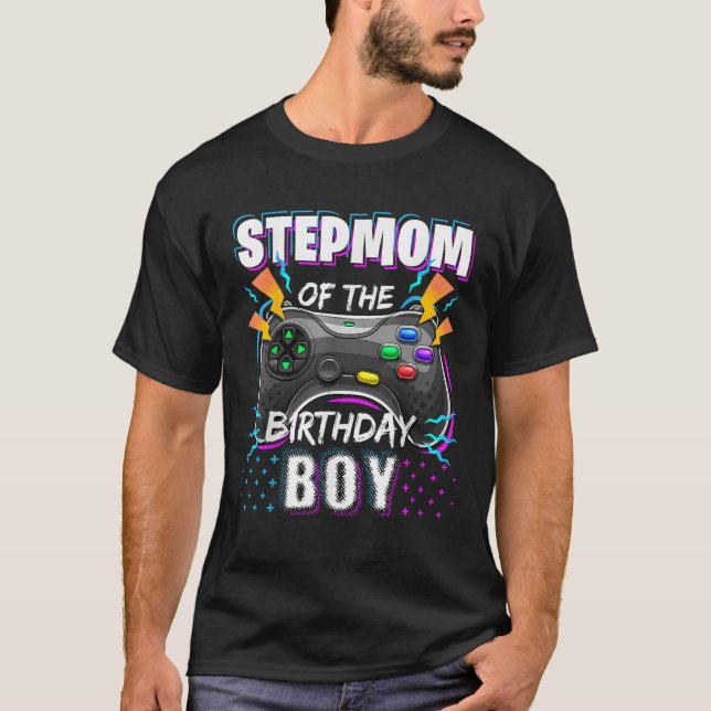Camiseta Cérebro do Vídeo da Família Birthday Boy Matching (Frente)