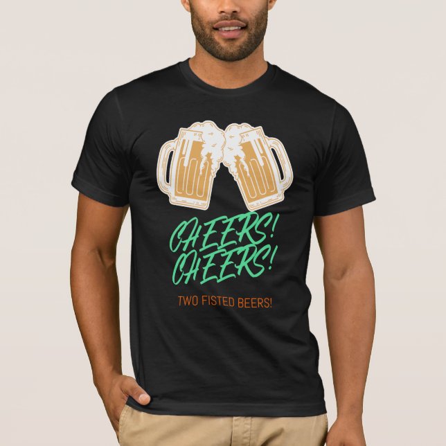Camiseta CÉREBROS! CÉREBROS! Duas Cervejas Fistosas! Dia de (Frente)