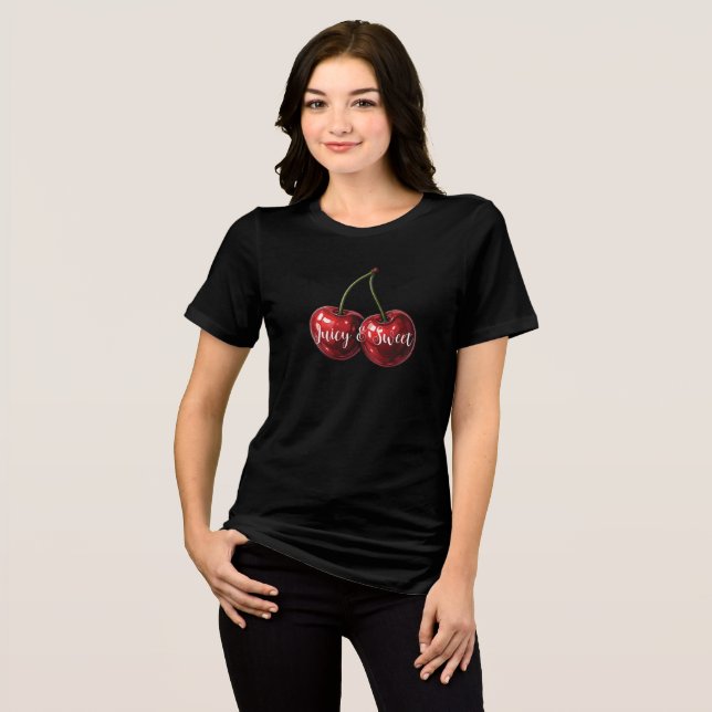 Camiseta Cerejas Vermelhos Brilhantes "Suculenta e Doce" (Frente Completa)