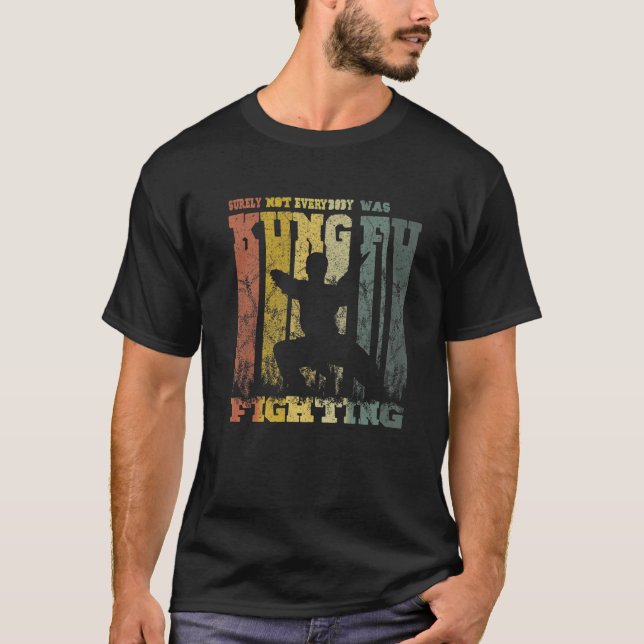 Camiseta Certamente Nem Todos Eram Kungfu Lutando Presente (Frente)