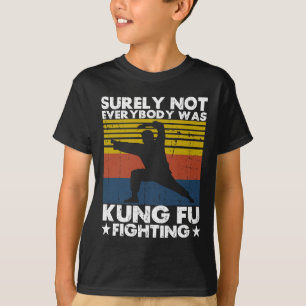 Camiseta Certamente Nem Todos Eram Lutadores de Kung Fu Kar