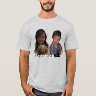 Camiseta Cerveja e macarronetes,