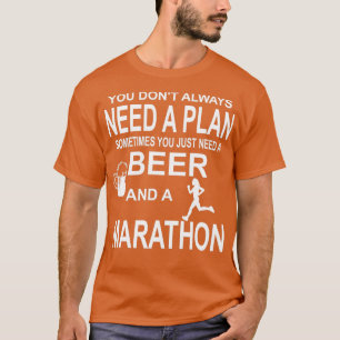 Camiseta Cerveja e uma Corrida de maratona correndo