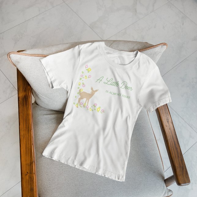 Camiseta Chá de Bebê Floral Corça Bebê (Criador carregado)