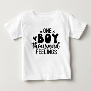 Camiseta Chá de Bebê - Um Menino, Mil Sentimentos