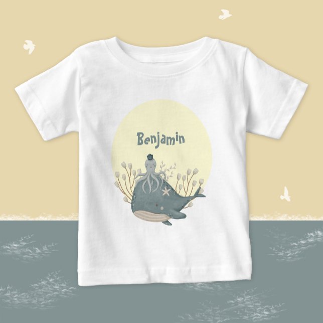 Camiseta Chá de fraldas de polvo de baleia náutica doce (Sweet Nautical Whale Squid Watercolor Baby Shower Baby T-Shirt ©Susanne Sachers - Sunny Mind Design )