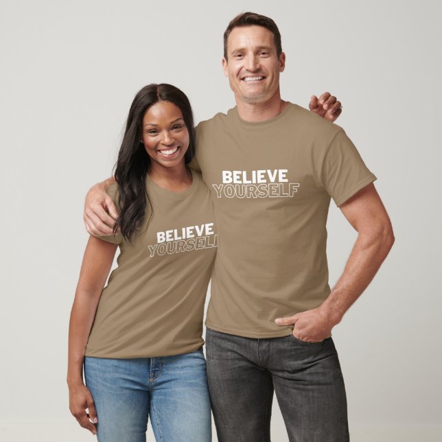Camiseta Chá de noiva de abelha flores amarelas festa (Unissex)