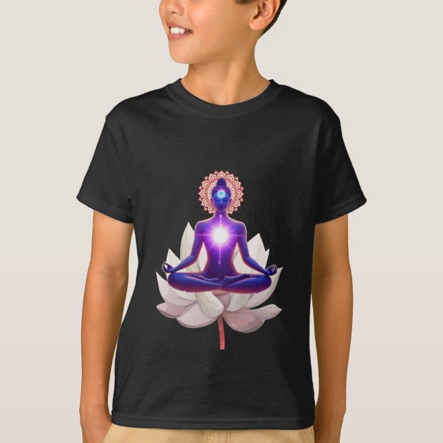 Camiseta Chakra Awakening – Radiant Soul on Lotus (Frente)