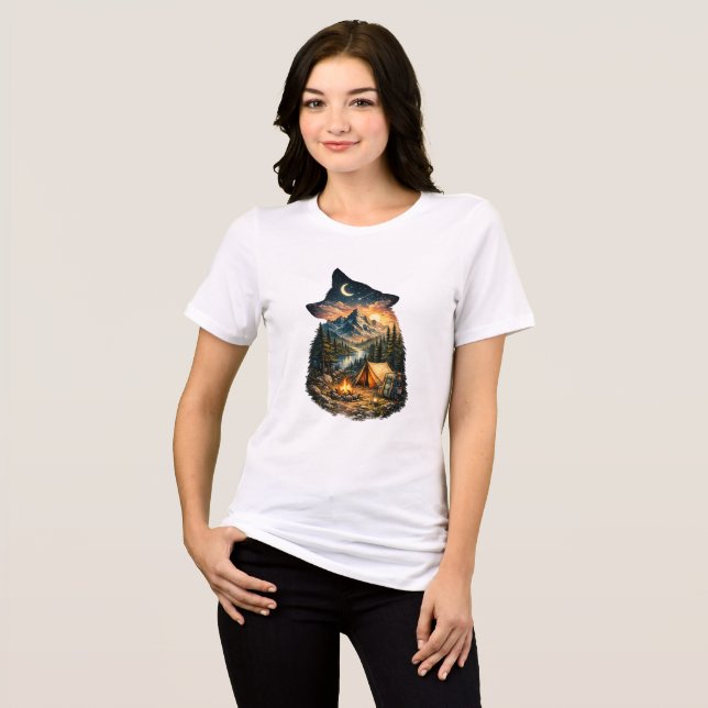 Camiseta Chamada da Aventura de Camping Selvagem (Frente Completa)