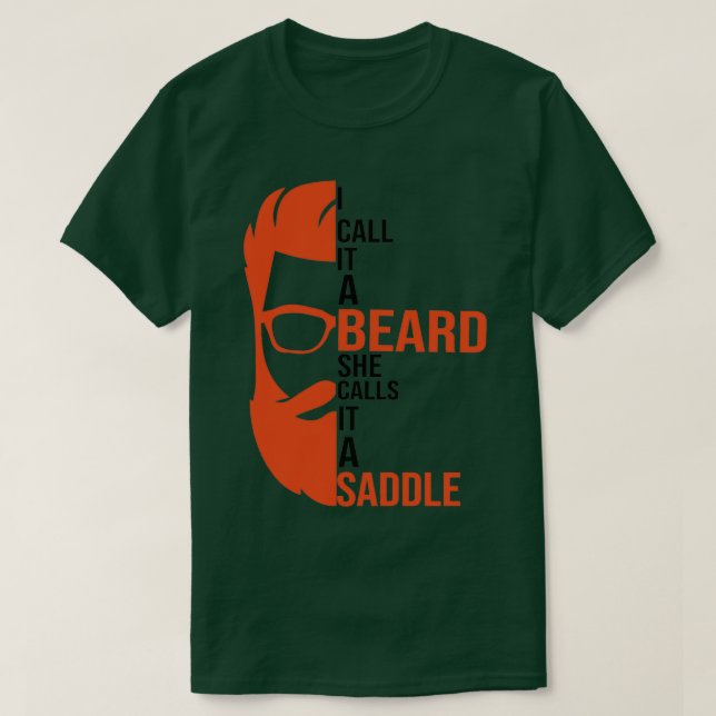 Camiseta Chamo-Lhe Uma Barba Que Ela Chama De Presente Engr (Frente do Design)