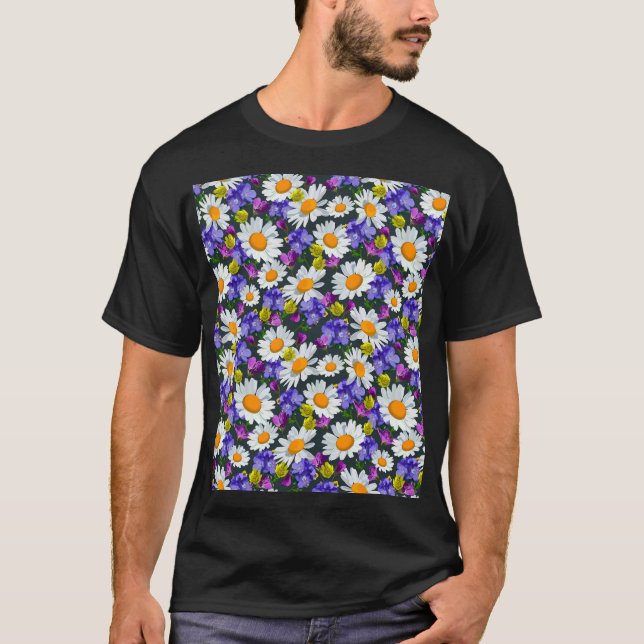 Camiseta Chamomila, flores silvestres: padrão uniforme. (Frente)