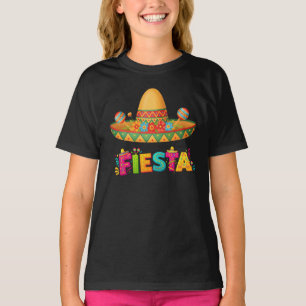 Camiseta Chapéu de Festa Vibrante & Letras Decoradas