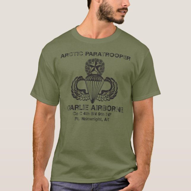 Camiseta Charlie Airborne OD Green (Frente)