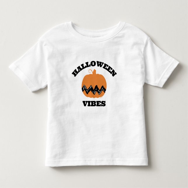 Camiseta Charlie Brown Orange Pumpkin | Halloween Vibes (Frente)