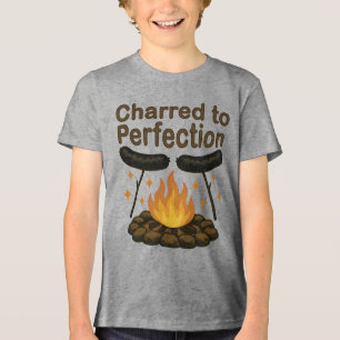 Camiseta Charred to Perfecny Campfire Hot Dog