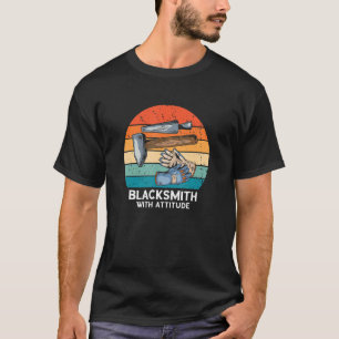 Camiseta Chaveiro Retroativo Com Ferramentas De Forja De At