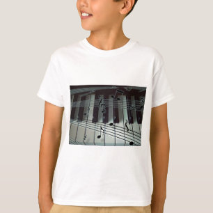 Camiseta Chaves do piano e notas da música