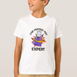 Camiseta Che-miss-try Funny Science Chemistry Pun<br><div class="desc">Che-miss-try Funny Science Chemistry Pun apresenta um belo criador de química a explodir. Presente perfeito para família e amigos que adoram trocadilhos de química fofos.</div>