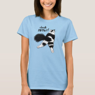 Camiseta Check Meowny Black and White Cat Sploot T-Shi